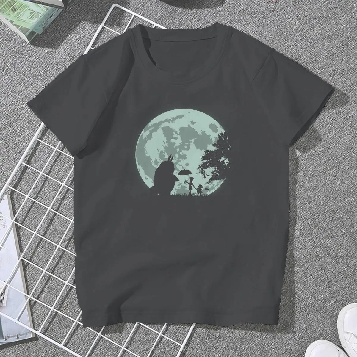 

Женская одежда Moon, футболки с графическим рисунком в стиле м/ф «Мой сосед Тоторо», винтажные альтернативные свободные топы, футболка, улична...
