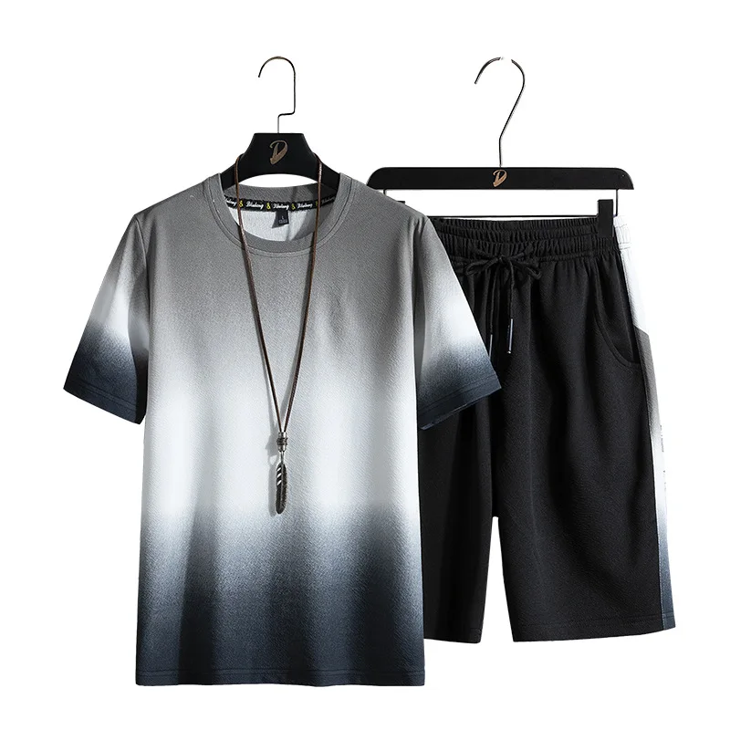 

Men's short sleeve T-shirt shorts leisure sports suits the student individuality two suits men