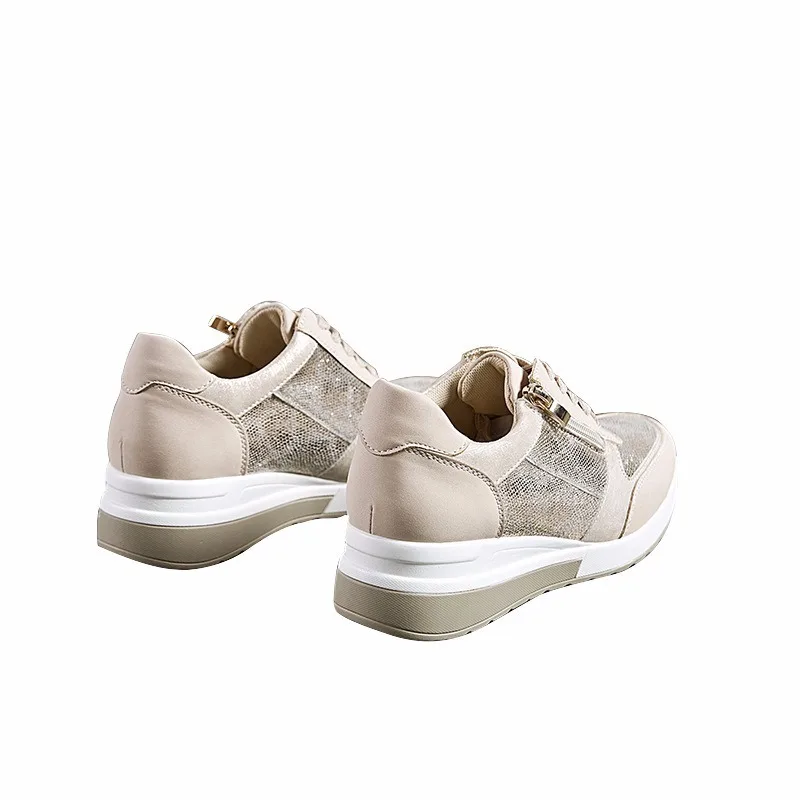 

Women Flat Glitter Sneakers Casual Female Mesh Lace Up Bling Platform Comfort Plus Size Vulcanized Shoes 2019 Autumn G10-19