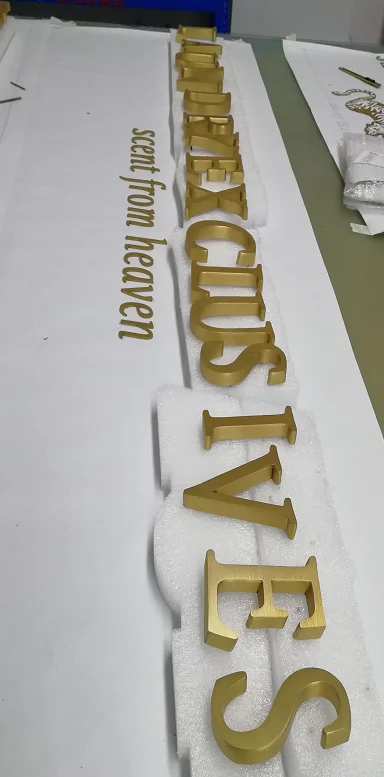 Почищенный щеткой Подгонянный металлический Канал Письма покрашенный