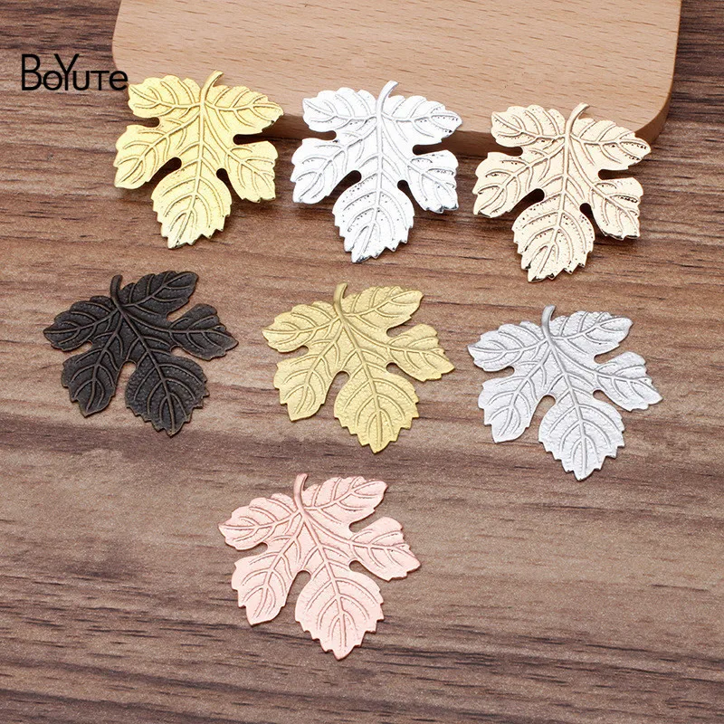 

BoYuTe Wholesale (50 Pieces/Lot) 29*32MM Metal Copper Stamping Maple Leaf Jewelry Accessories Diy Hand Made Materials