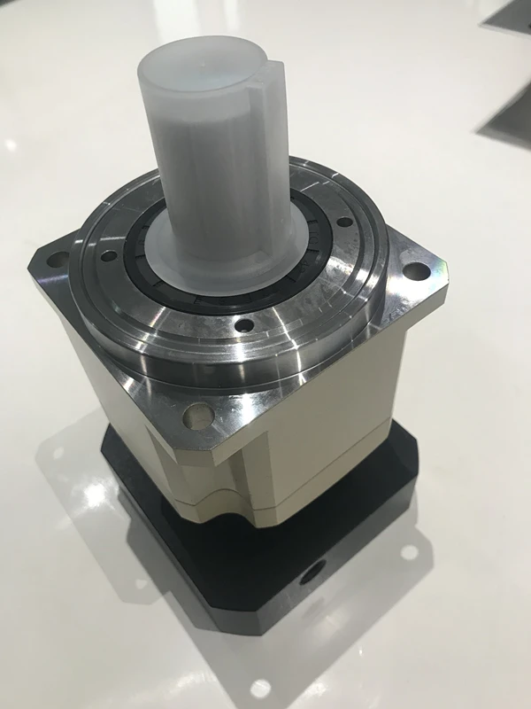 Высокоточный Планетарный редуктор с косозубой передачей отношение 15:1 к 100:1 для 110