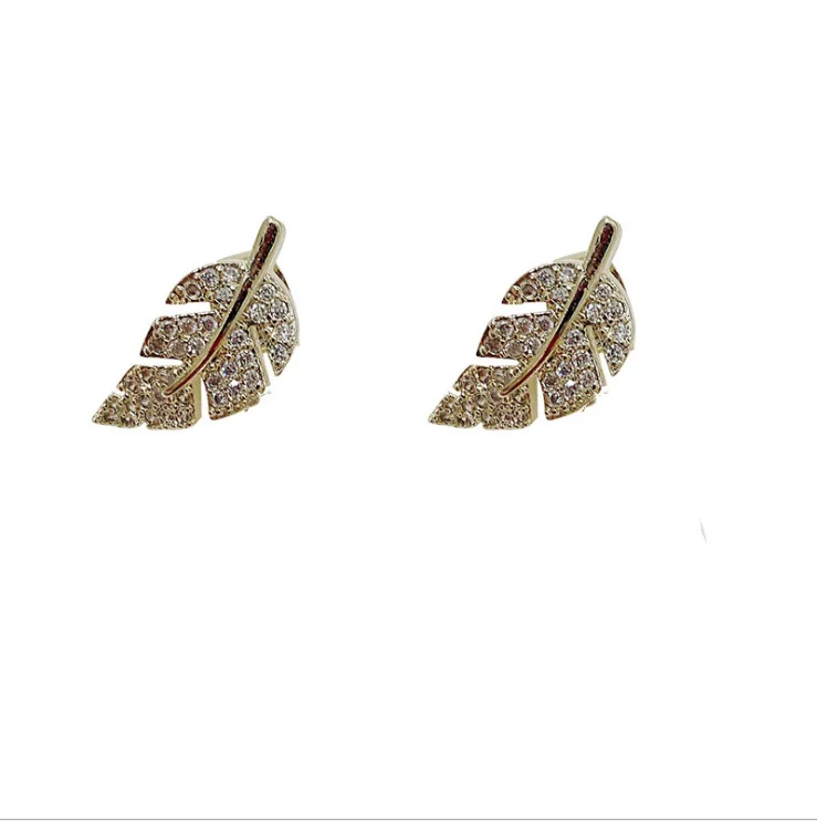 

New Japanese and Korean style leaf earrings, small and exquisite stone inlaid earrings, temperament, all-match fashion earrings