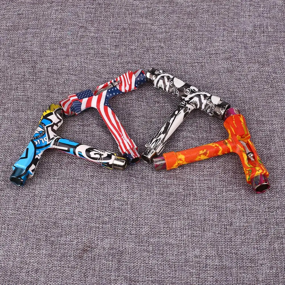 

Outdoor T-Shaped Patterned Scooter Scooter T-Shaped Tool Skate Skate Tools Mounting Skateboard