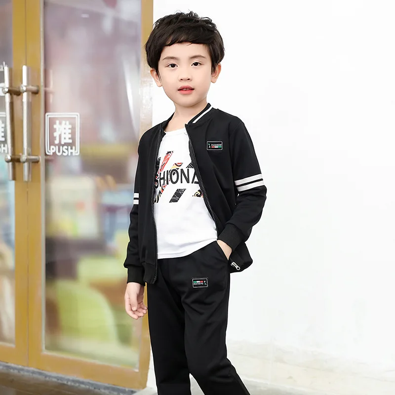 

Комплект одежды для мальчиков из двух предметов, куртка и брюки