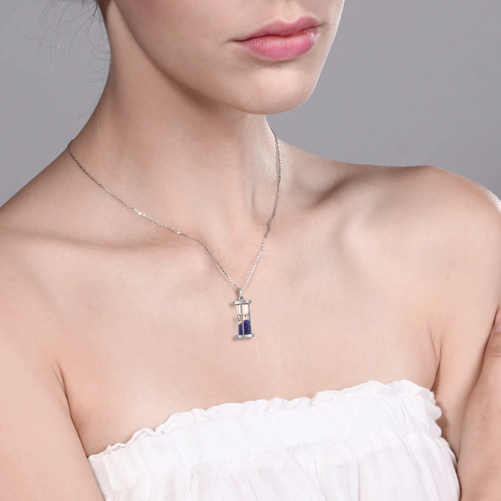 GemStoneKing 925 пробы серебряный кулон песочные часы с 0,75 карат Сапфировая пыль 1" цепь