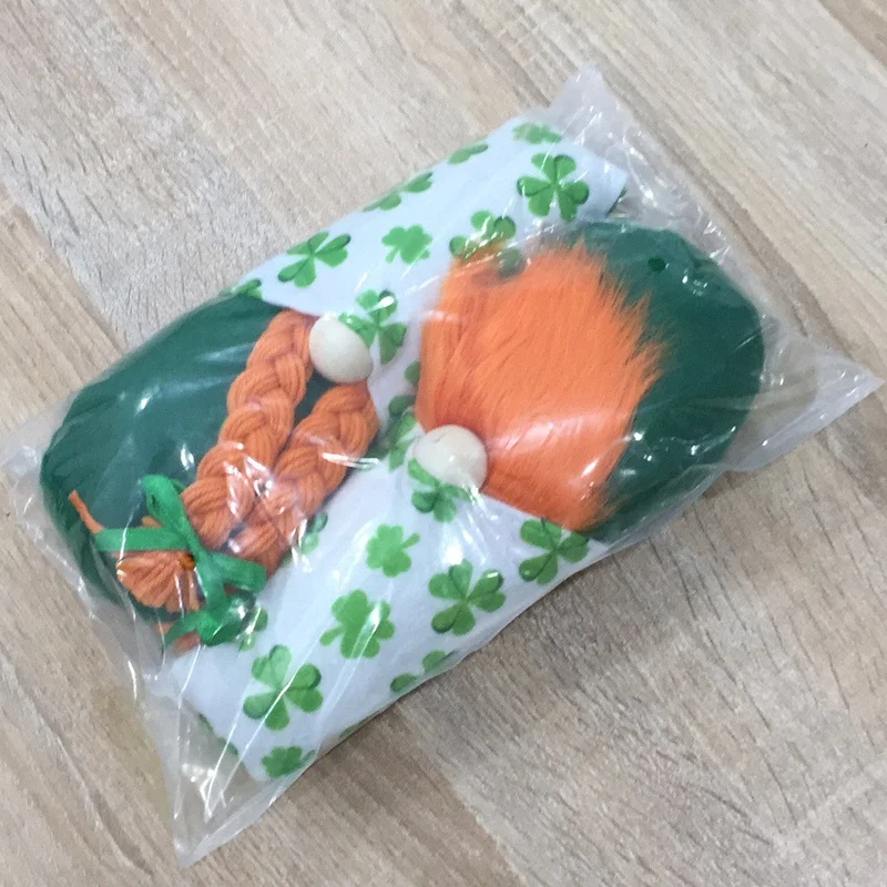 

St. Patricks Day Gnome Doll Irish Plush Faceless Doll Party Desktop Ornament