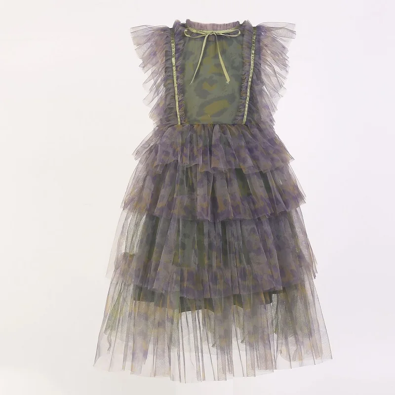 Детское винтажное платье Baby Girl Princess Ruffle Tutu Layered Dress Sleeveless Child Vintage Cake Tulle Vestidon Sweet Party Birthday Frocks 2-12Y on переводится на русский язык следующим образом: Платье с пышной фатастической юбкой для девочки "Пр