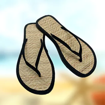 Hot Women Flat Slippers Comfortable Non-slip Sandals Silent Bamboo Rattan Flip Flop Beach Seaside Slippers Женские Шлепанцы 2021 1