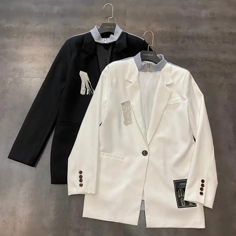 

New Net Red Cross 2020 spring back letter hot drill Brooch splicing collar fake two long sleeve suit coat
