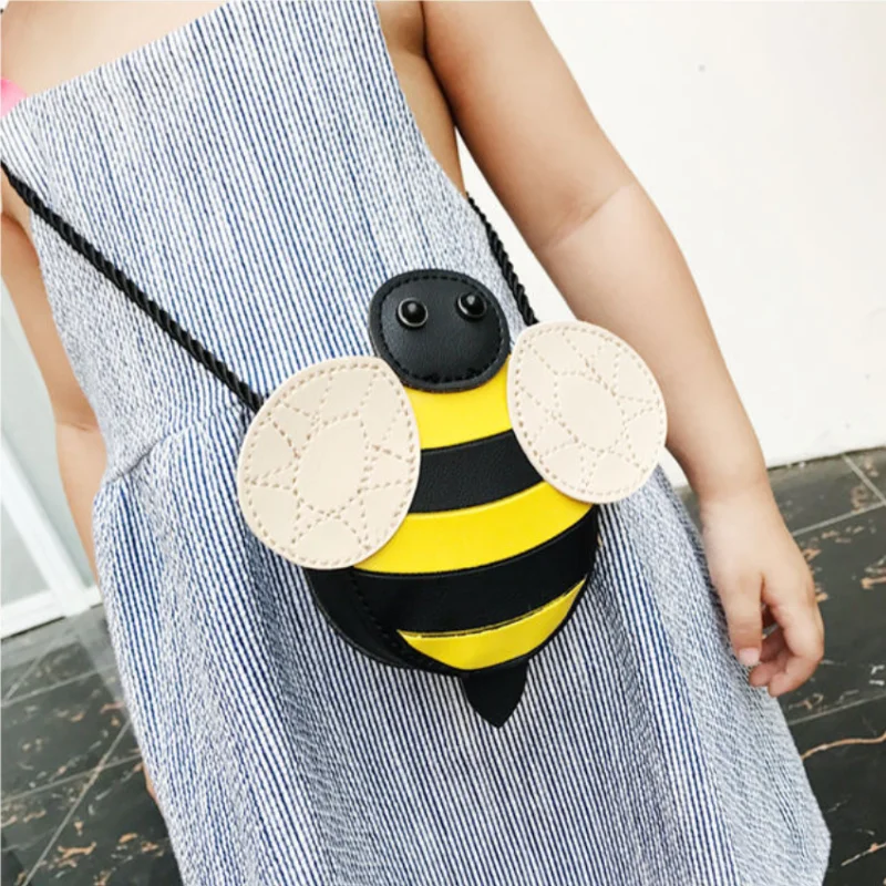 

Kids Cute Shoulder Backpack Cartoon Snail Ladybird Bee Pattern Crossbody Bag Children Coin Purse Messenger Bag Girls Boys Gift