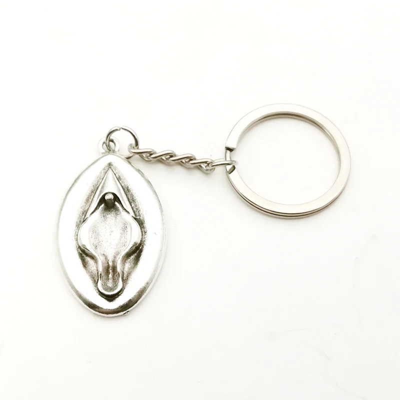 

Sexy Metal Carving Personalize To Attract Gifts To Hang The Female Genital Key Chain Female Genital Gift Jewelry Car Key Chain