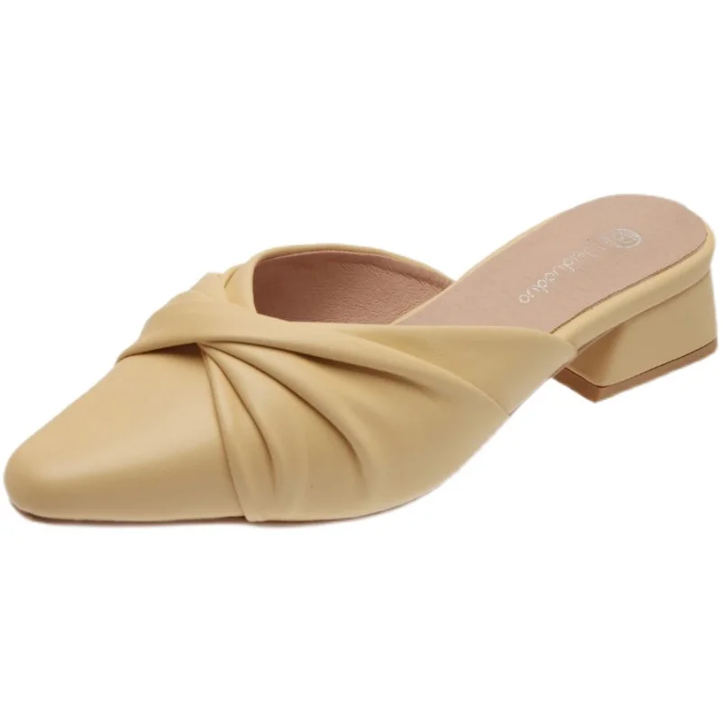 

Cover Toe Low Slippers Women Summer Square heel Shallow Slides Shoes Fashion Pantofle Block Soft Luxury 2021 Rubber PU Hoof