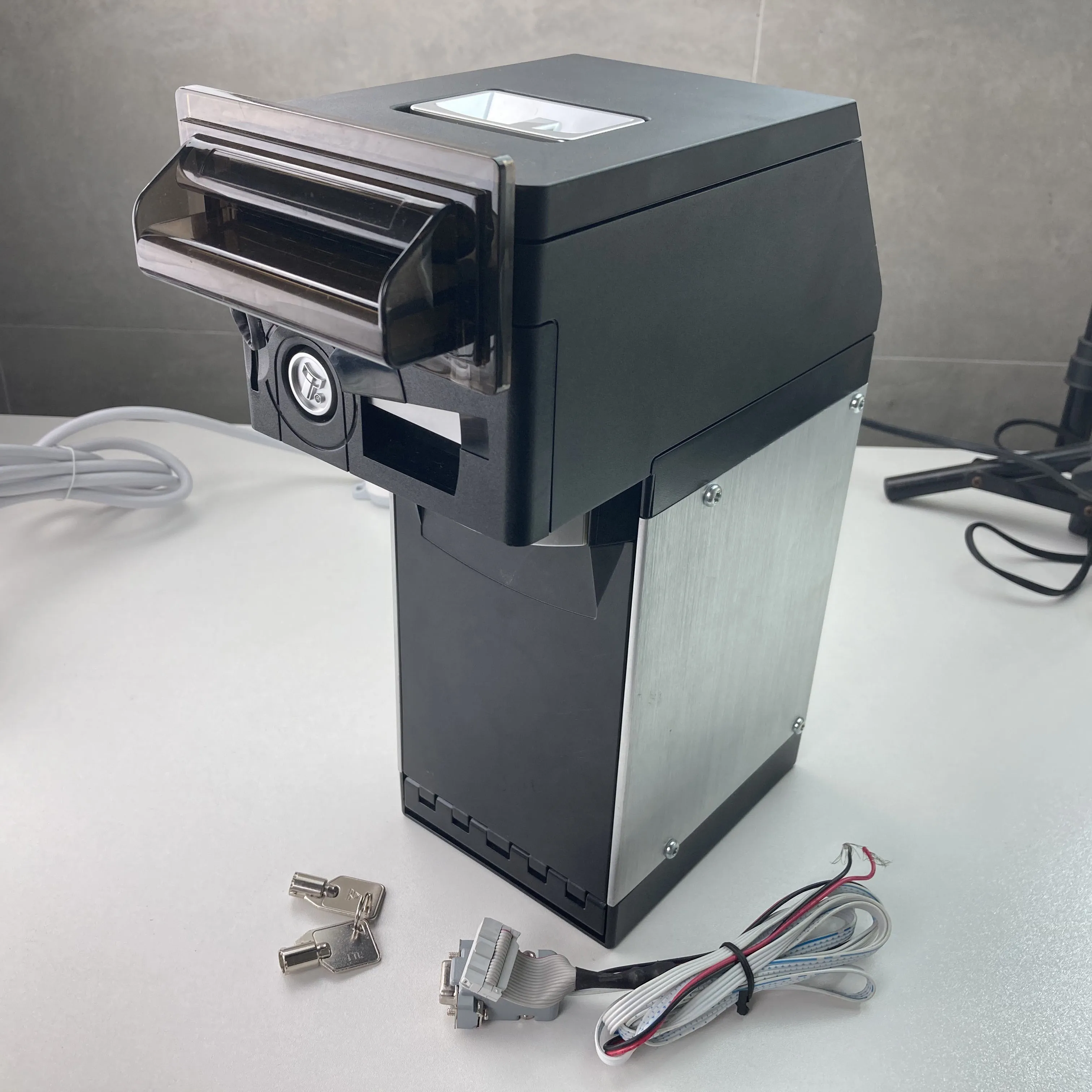 

Used Bill acceptor ITL NV200 compact bank note validator acceptor ITL for vending machine