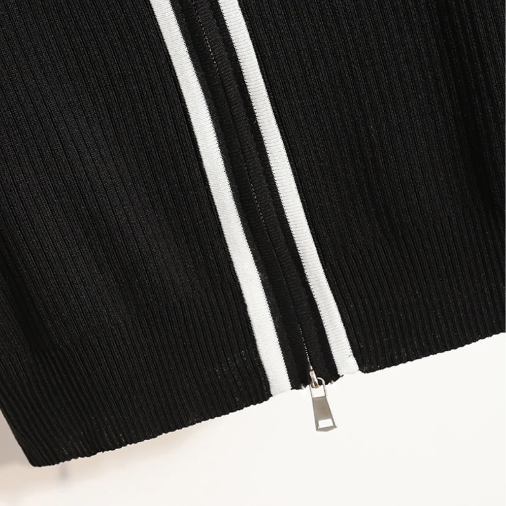 

Large Size Women's Knitted Sweater v-neck Cardigan Wild Color Matching Zipper Summer Comfortable And Thin Women's Top