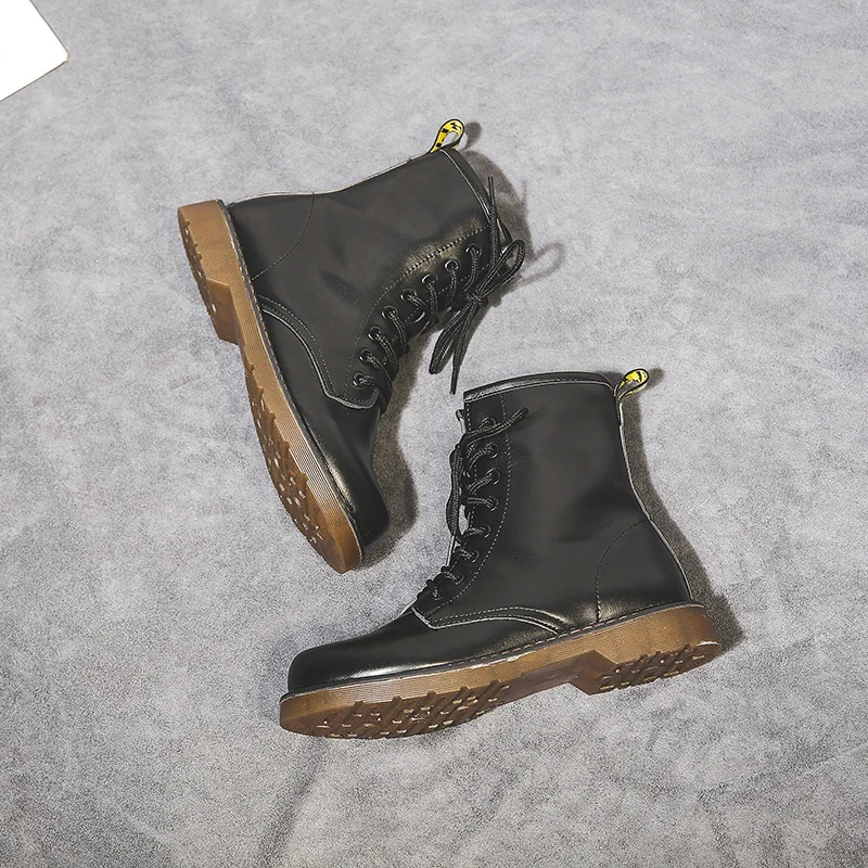 Женские мотоциклетные ботинки на танкетке черные кожаные оксфорды платформе со