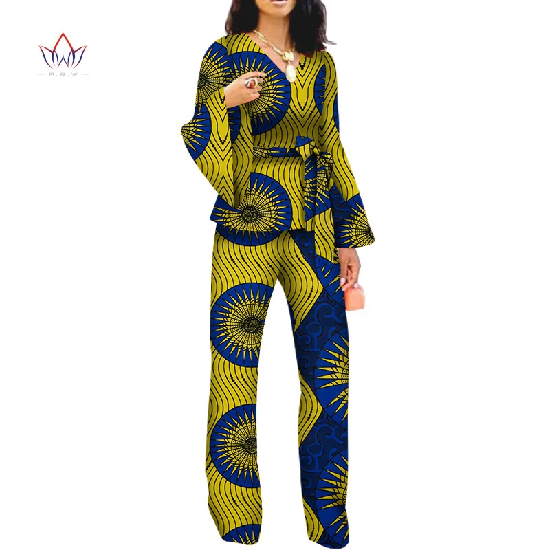 Женский комплект из брюк и топа повседневный с поясом принтом в африканском