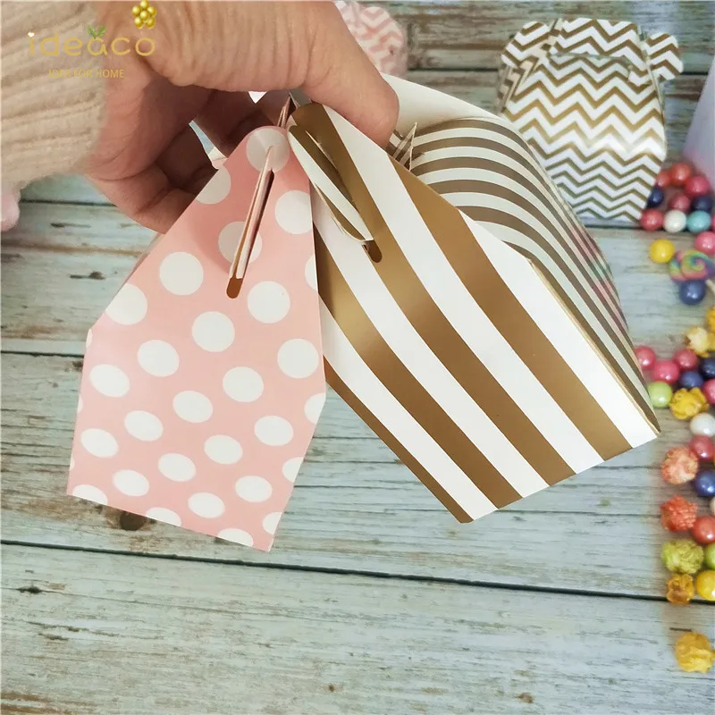 

60pcs X Wedding Candy Box with handles, spotty Open Top Wedding Favor Box Casamento Wedding Favors Gifts