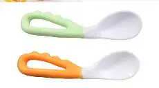 green yellow spoon Бутылочка для кормления ребенка с ложкой, 90 мл, силиконовая ложка для новорожденных, для малышей, пищевые добавки бутылочка для каши поилка молоком - Цвет: green yellow spoon