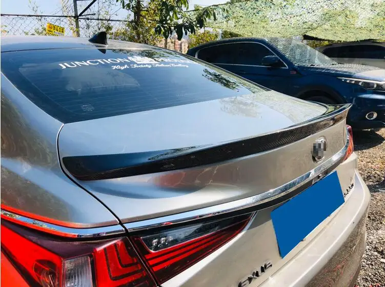 Спойлер из натурального углеродного волокна для заднего крыла багажника губ