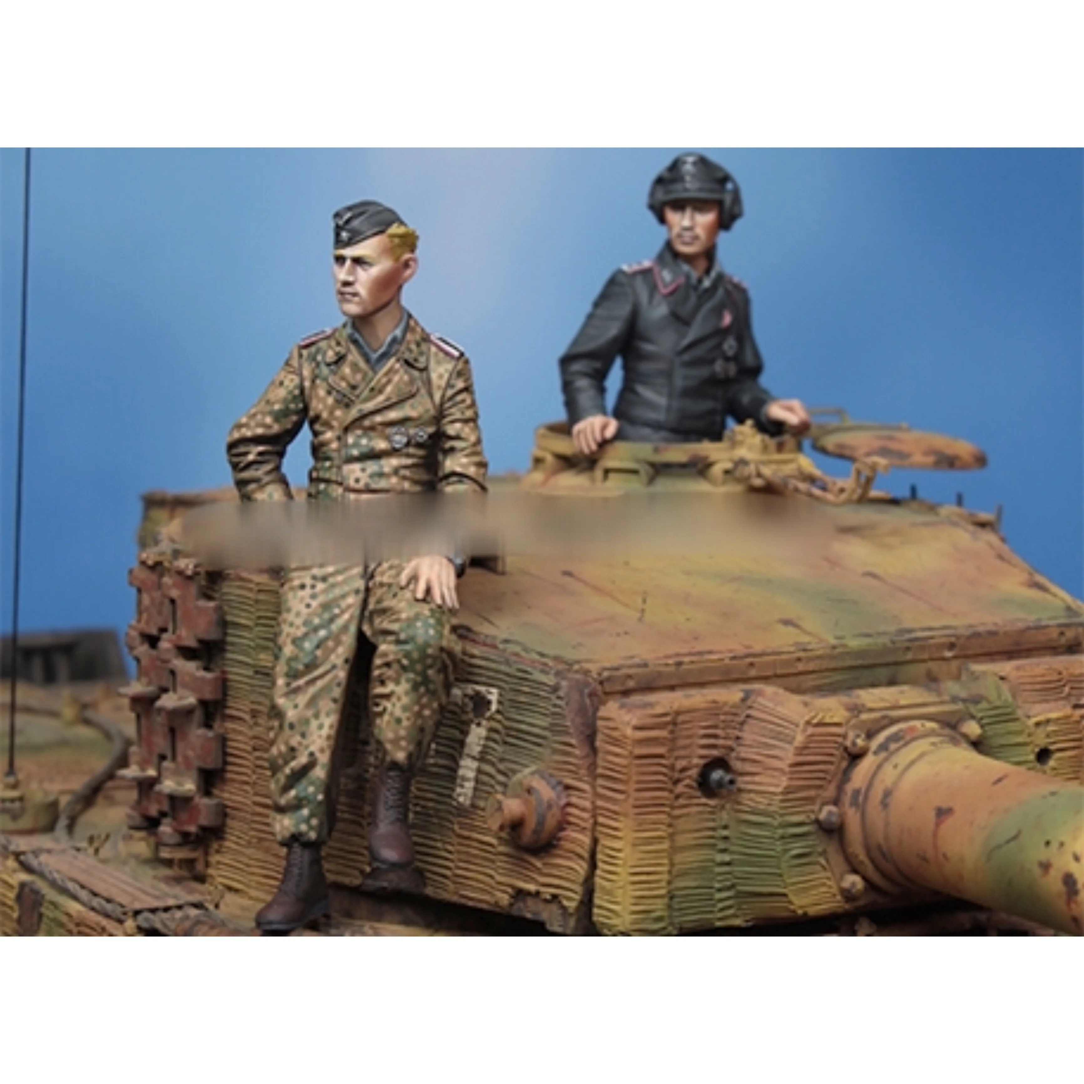 

1/35 Resin Model Figure GK，2 Figure, Unassembled and unpainted kit