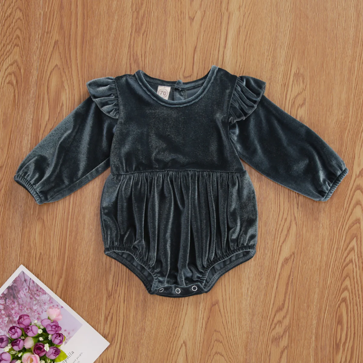 Комбинезон для маленьких девочек Цвет золотой Вельветовый Однотонный С длинными