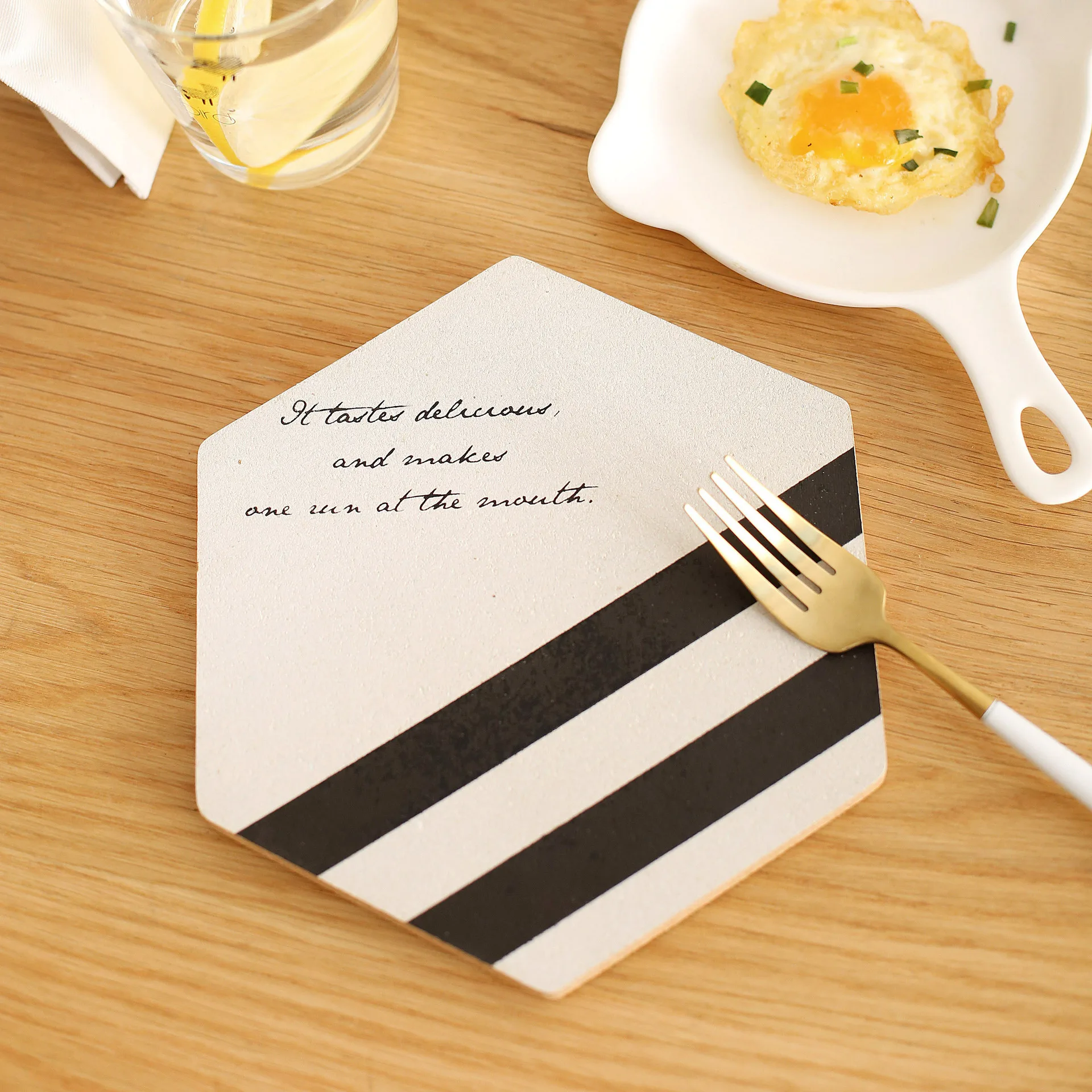 Шестигранный пробковый коврик для кастрюль термоизоляционный скандинавский