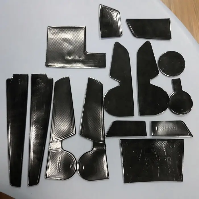 Mats in niche salon Hyundai Solaris 2017 ~ (hem red) |