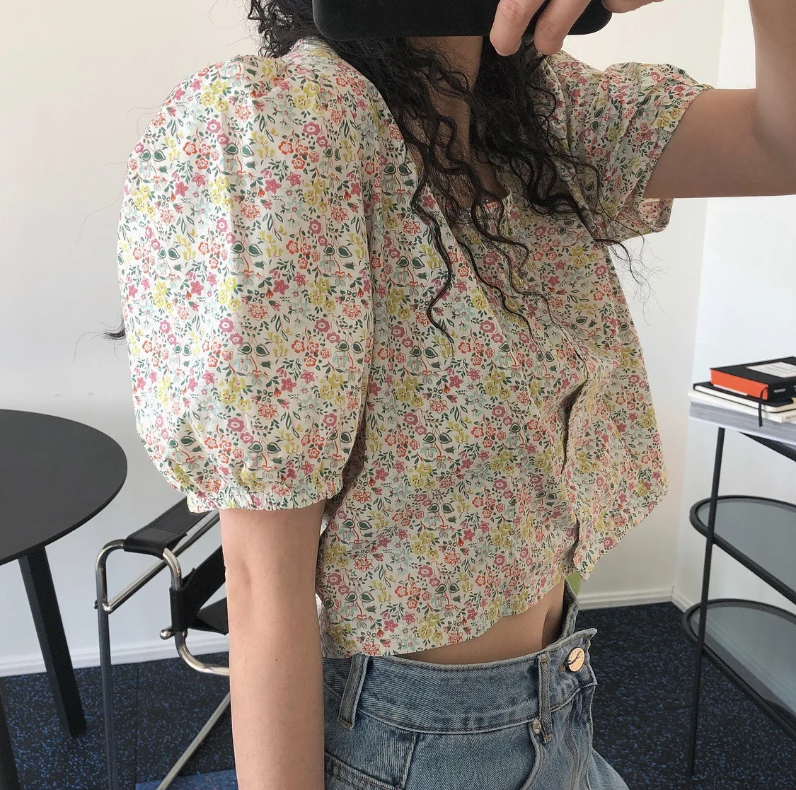 

Summer French Retro High Waist Short Floral Square Neck Slim Bubble Sleeve Resort Style Short Sleeve Top