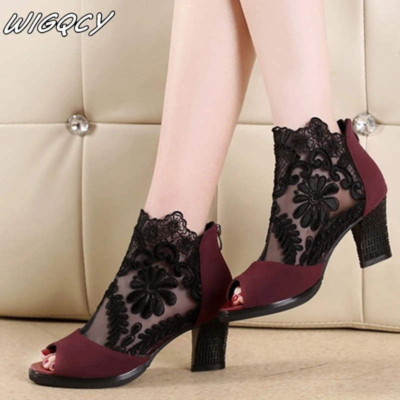 Летние сетчатые сандалии с открытым носком привлекательные Туфли на каблуке