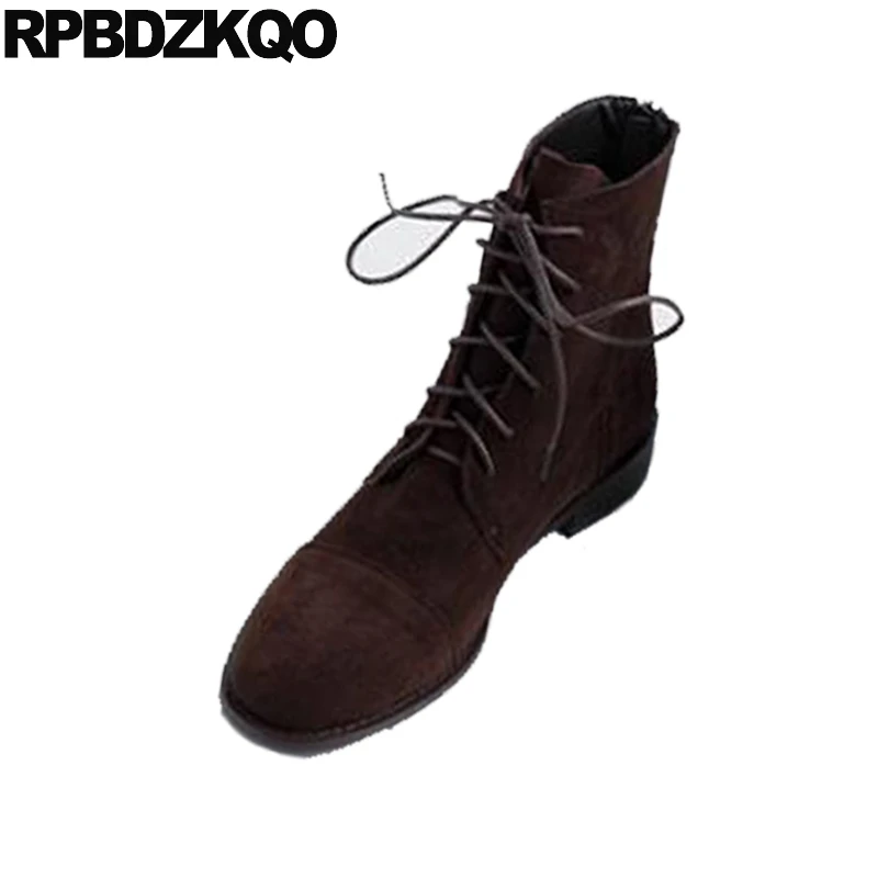 Обувь из овечьей кожи на не сужающемся книзу массивном квадратный носок