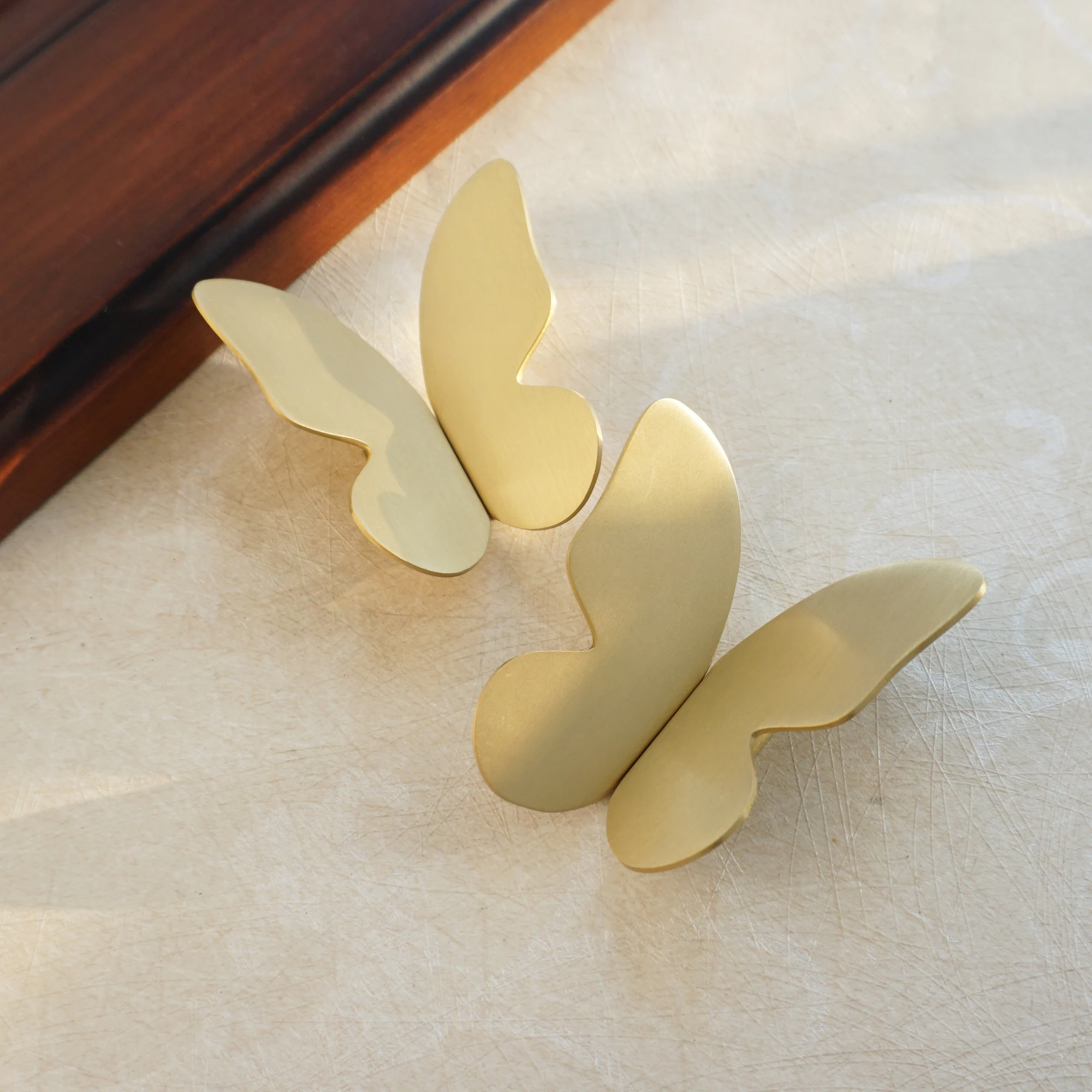 Медь Batterfly комод ящик ручки латунь шкаф Cuoboard ручка дверные уникальная детская