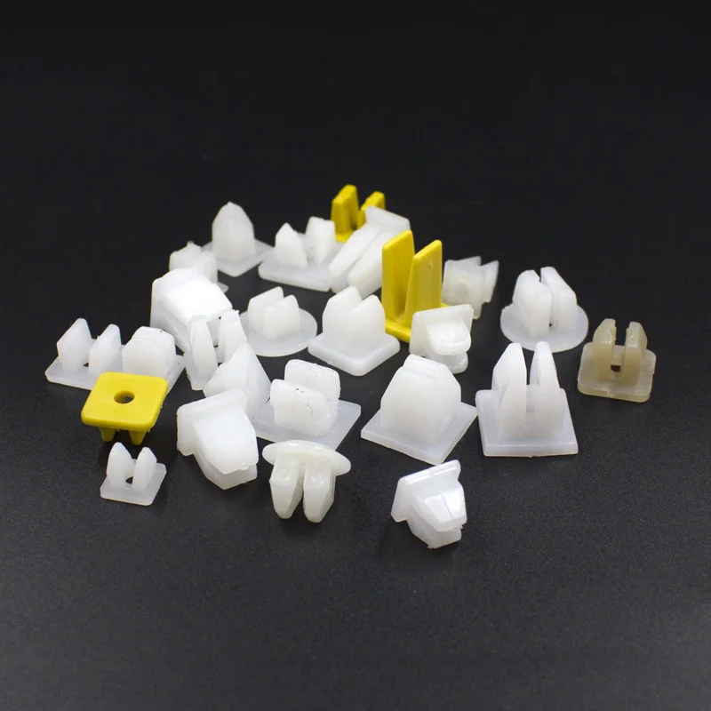 

50 шт. смешанный автомобильный фиксированный винт с квадратной круглой головкой, гайка, винт с фиксированной втулкой, зажим, пластиковая защелка