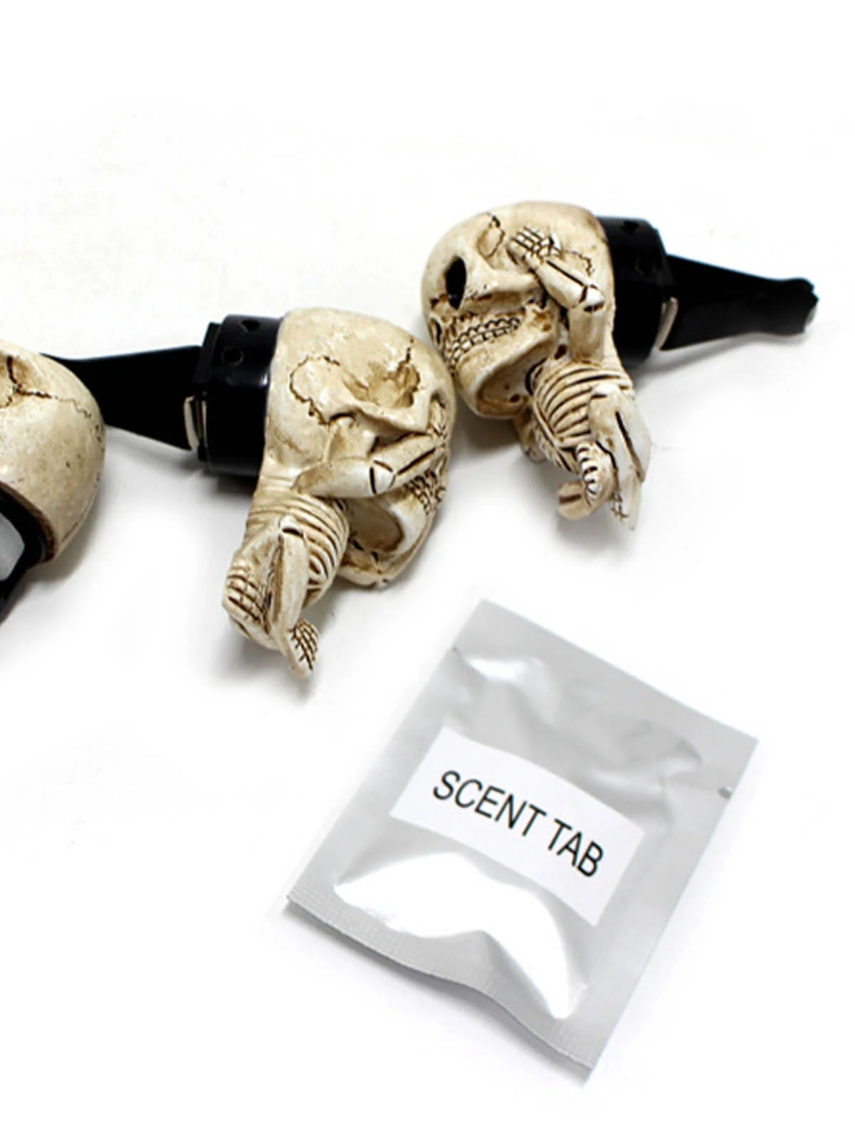

Creative Bone Skull Diffuser Car Decor Factory Price Dark Magic Car Perfume Fragrance Clip Auto Vent Air Freshener Scent Parfum