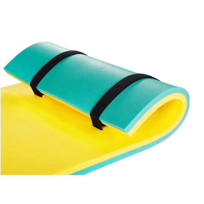 Буксируемый плавающий оазис фотография доступно для большой семейной пены