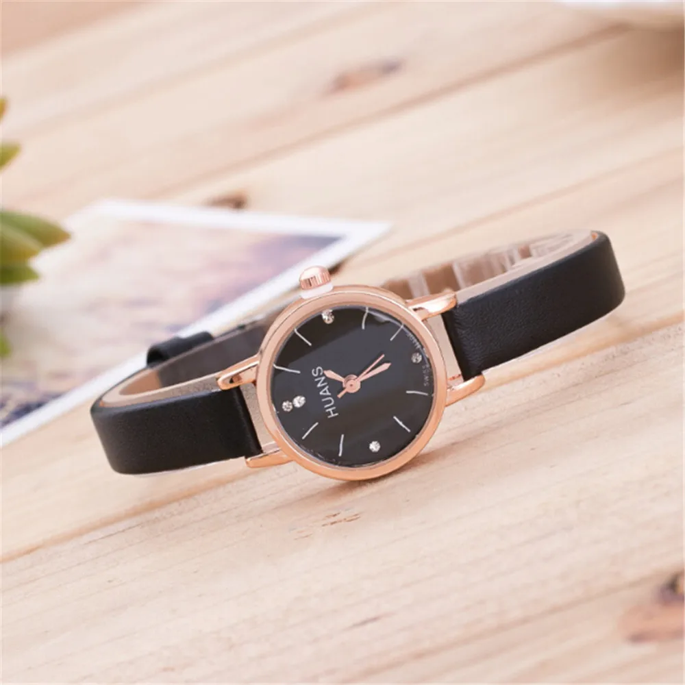 

Minimalist Fashion Woman Watch Travel Souvenir Birthday Gifts Casual Quartz Leather Strap Watch Small Watch Modern