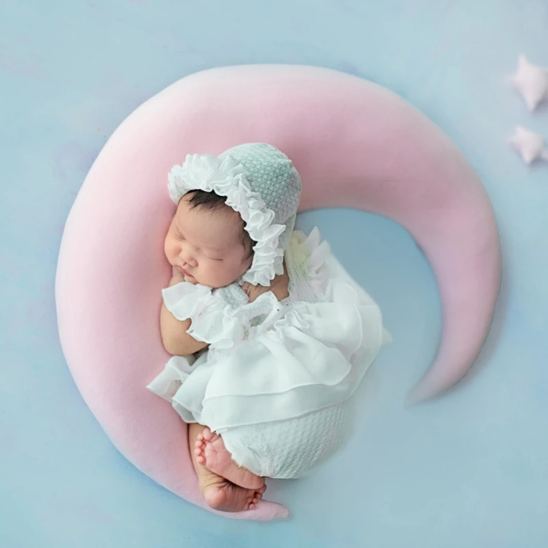 

2021 New 5Pcs Newborn Photography Prop Outfit Baby Lace Dress+Hat+Pillow+Shorts+Shoes Set