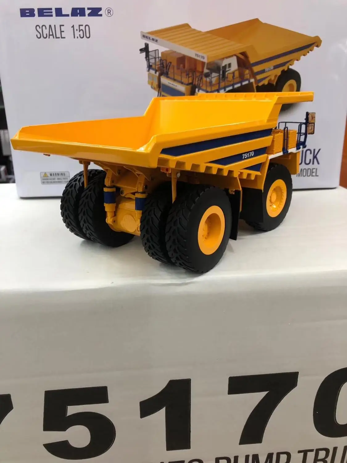 1:50 игрушечный самосвал BELAZ 75170|toy|loader toyloader used |