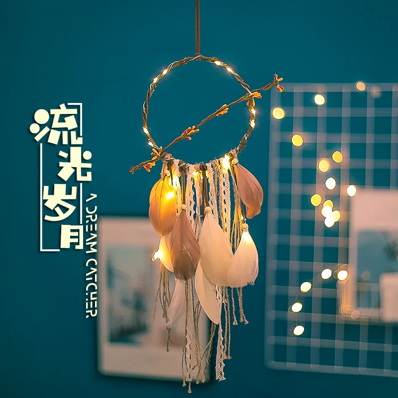 

Wall Dream Catcher with String lights Feather Tassel Ornaments Braided Wind Chimes Art For Car Pastoral Home Decor Wall Hang