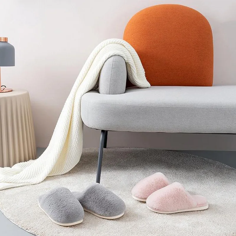 

Женские удобные домашние тапочки, Нескользящие и бархатные теплые тапочки для женщин, пушистая модная женская обувь, 2021 для повседневной носки
