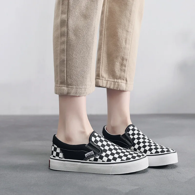 

Plaid Color Matching Women's Canvas Shoes Lightweight Non-slip Couple Flat Foot Overshoes Convenient Cloth Shoes Vulcanize Shoes
