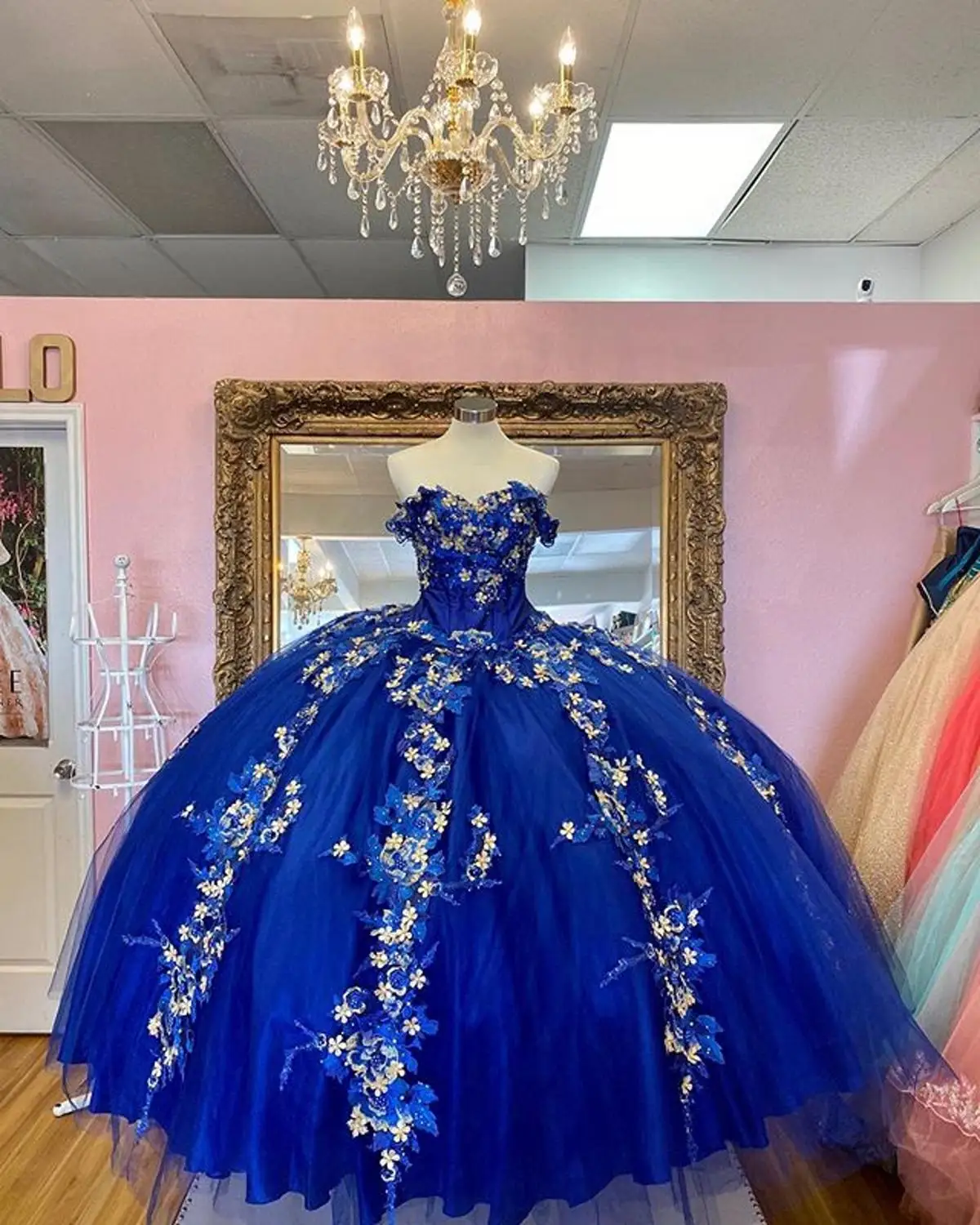 

2020 Royal Blue Ball Gown Quinceanera Dresses Beaded 3D FLowers Sweet 16 Dress Girls Party Gowns vestidos de quinceañera