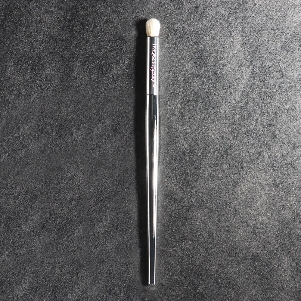Rounded Eye Color Blending Brush It Cosmetic Silver Chromed Synthetic Eyeshadow Blender Make up | Красота и здоровье