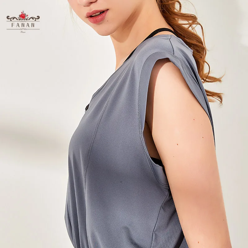 

Women Yoga Bodysuit Sets Fake 2pcs Shorts Rompers Running Fitness Sports Suits Workout Sleeveless Female Yoga Clothing