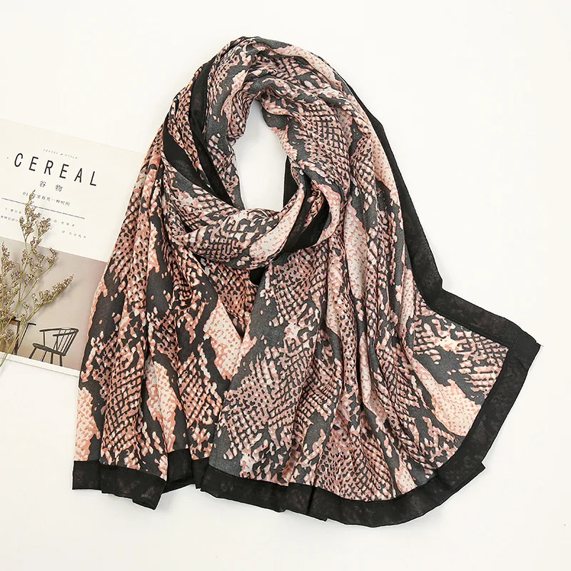 

New 2022 Luxury Fashion Sexy Pink Leopard Dot Viscose Shawl Scarf Lady High Quality Headband Foulards Sjaal Wrap Hijab 180*100Cm