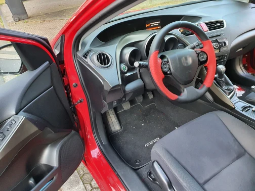 

Hand-sewn steering wheel cover for car orange white car interior accessories steering cover, with needle thread for honda VEZEL