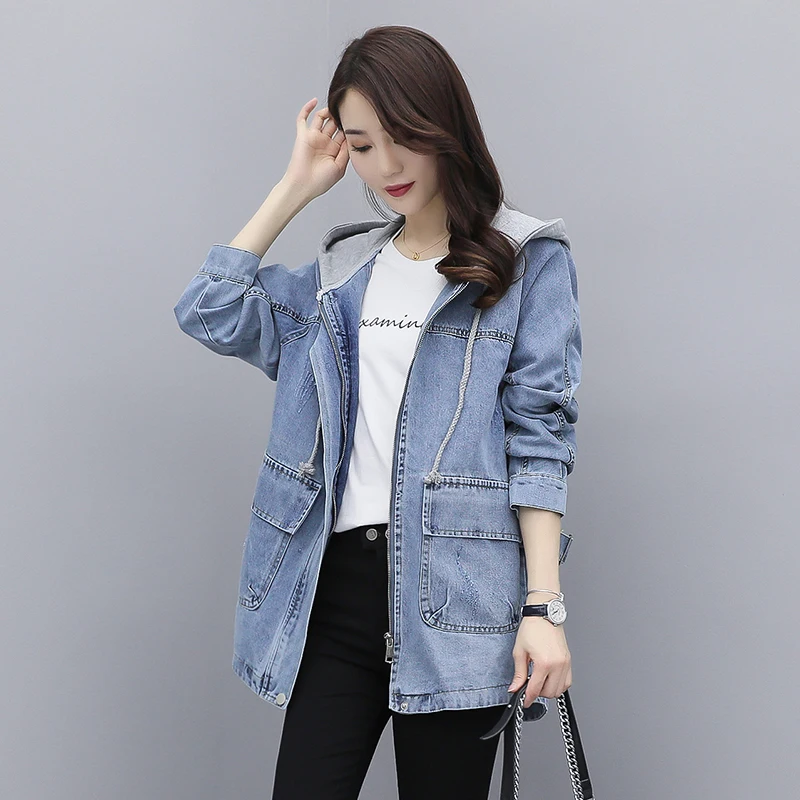 Женская джинсовая куртка с капюшоном свободная красная средней длины в