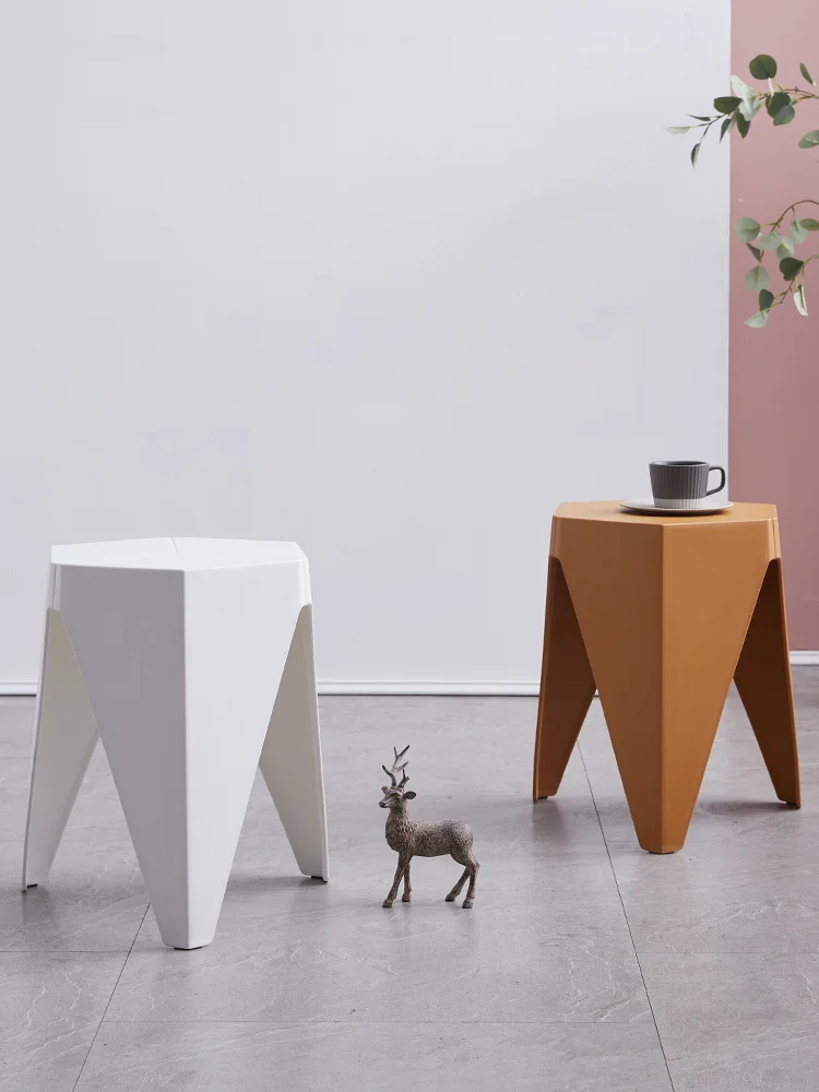 

Скандинавский квадратный стул для гостиной, креативный модный цветной пластиковый стул, домашняя мебель, простой утолщенный Штабелируемый...