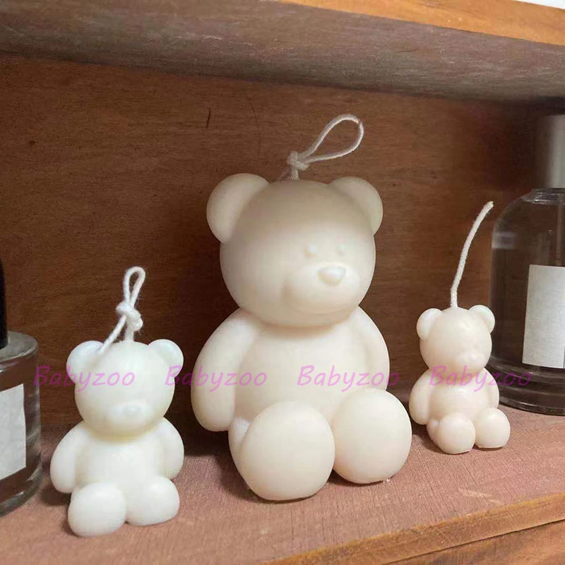 

3D Little Bear Silicone Mould Sitting Posture Hand-wrapped Bear Candle Mould Aromatherapy Candle Making