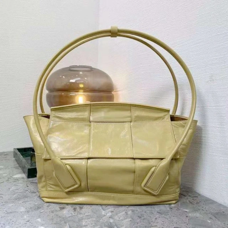 

Luxury Real Cowhide Female Shoulder Bag 2021 Fashion Woven Wing Genuine Leather Women Bag Ladies Bat Tote Soft Shopping Bag Big